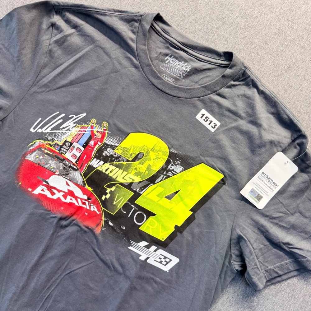 Hendrick Motorsports William Byron #24 Martinsville Victory NASCAR T-Shirt Large